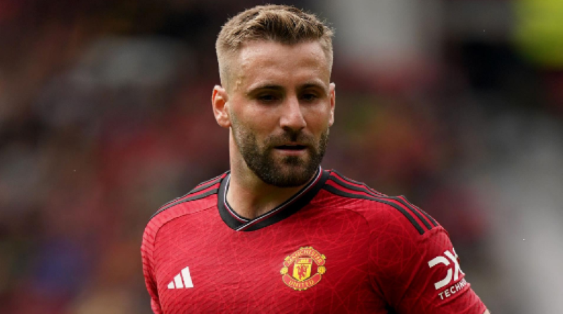 Bước tiến quan trọng của Luke Shaw.