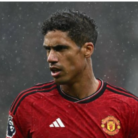 Điều kiện để Man Utd chấp nhận bán Varane đã được xác định.