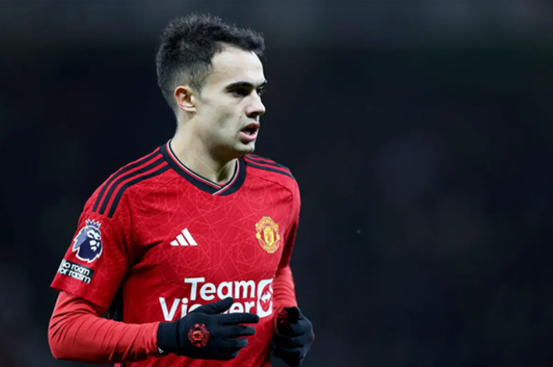 Reguilon ít khi được ra sân trong màu áo của Manchester United.