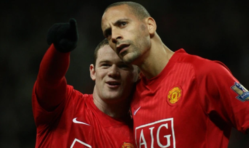 Rooney (ở bên trái) và Ferdinand (ở bên phải) đã trải qua nhiều cuộc tranh luận trong quá khứ.