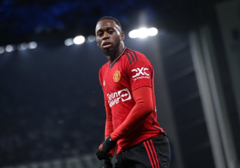 Khả năng Wan-Bissaka rời Old Trafford thấp